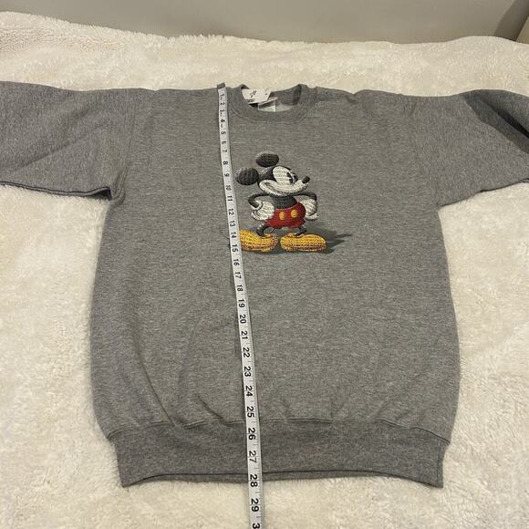 Disney Sweater Unisex Sz M Pullover Mickey Mouse Grey Crew Neck - Picture 6 of 8